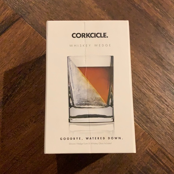 Corkcicle Whiskey Wedge - Picture 2 of 7